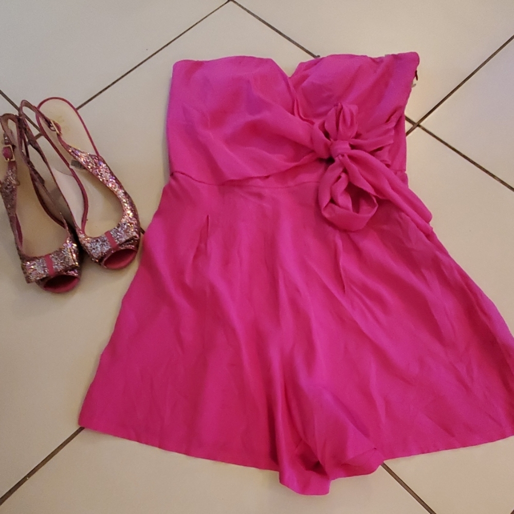 **7 for $25 Fushia strapless romper..